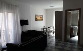 Casa Vacanze La Casa Dei Gelsi